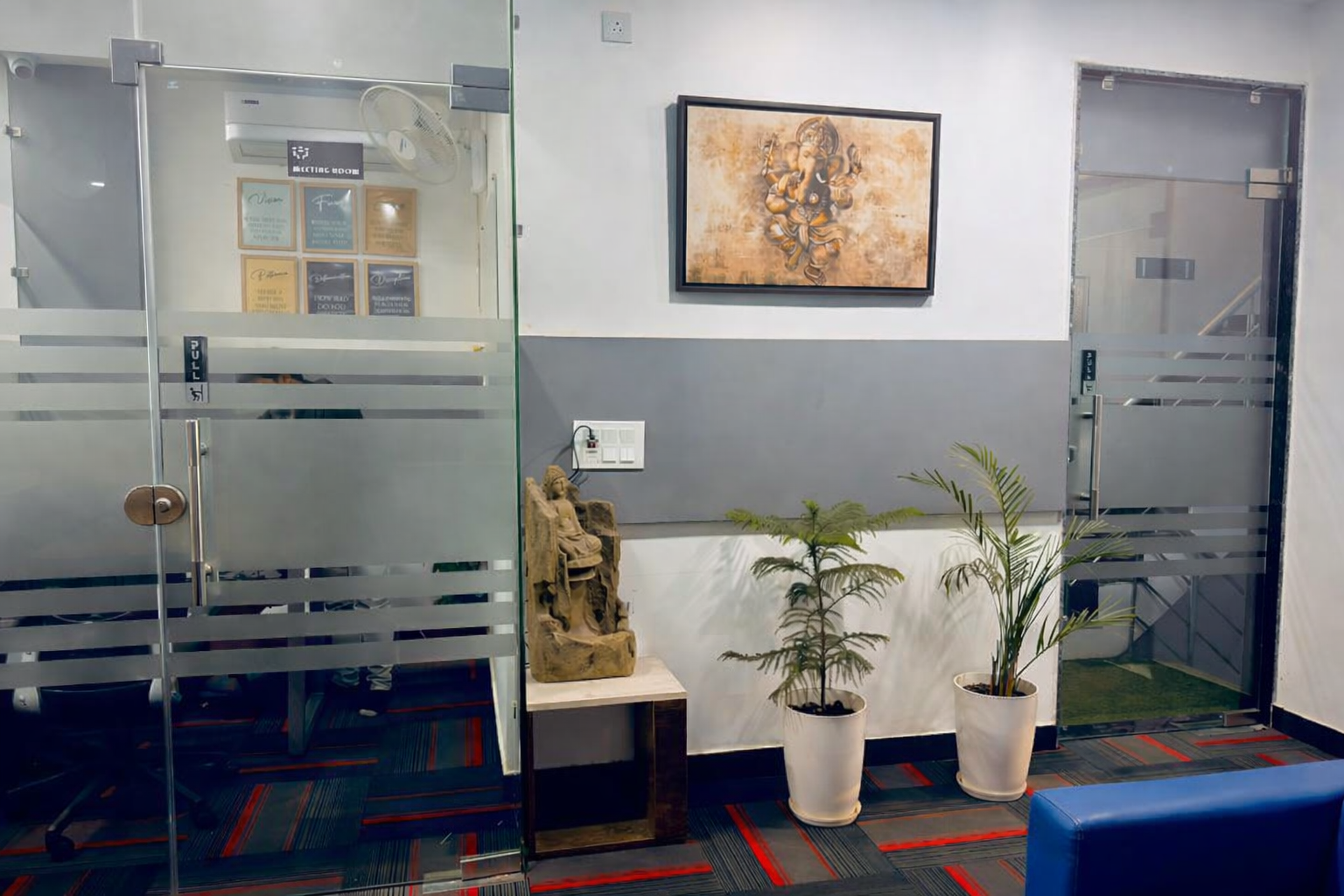 Comfort Engineering Meeting Room